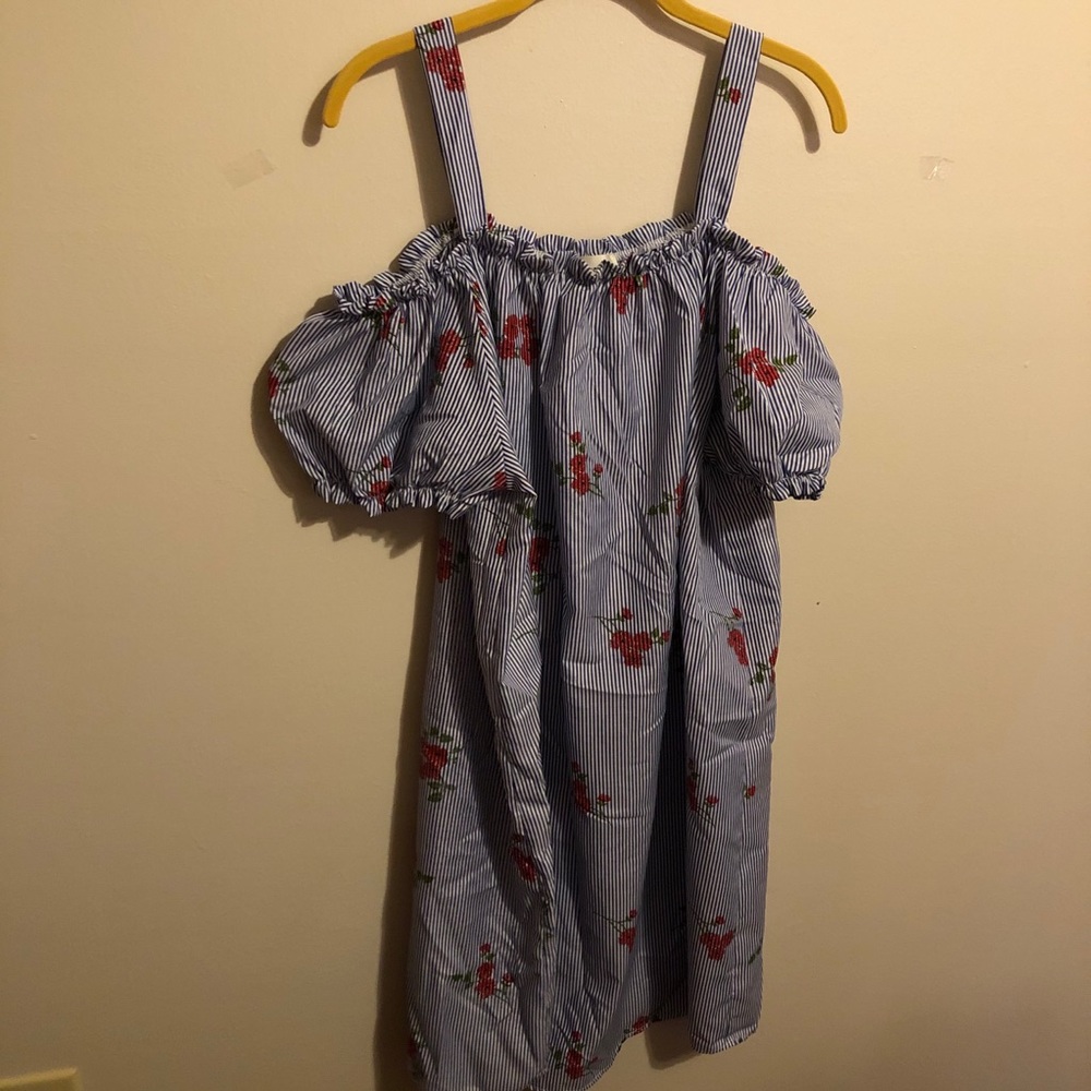 Dress - Picture 3 of 5